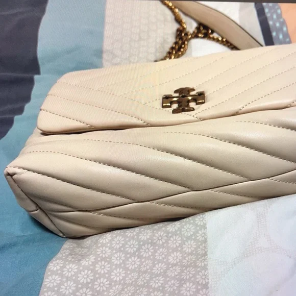 Tory Burch Kira chevron Cream White Convertible Shoulder Bag
